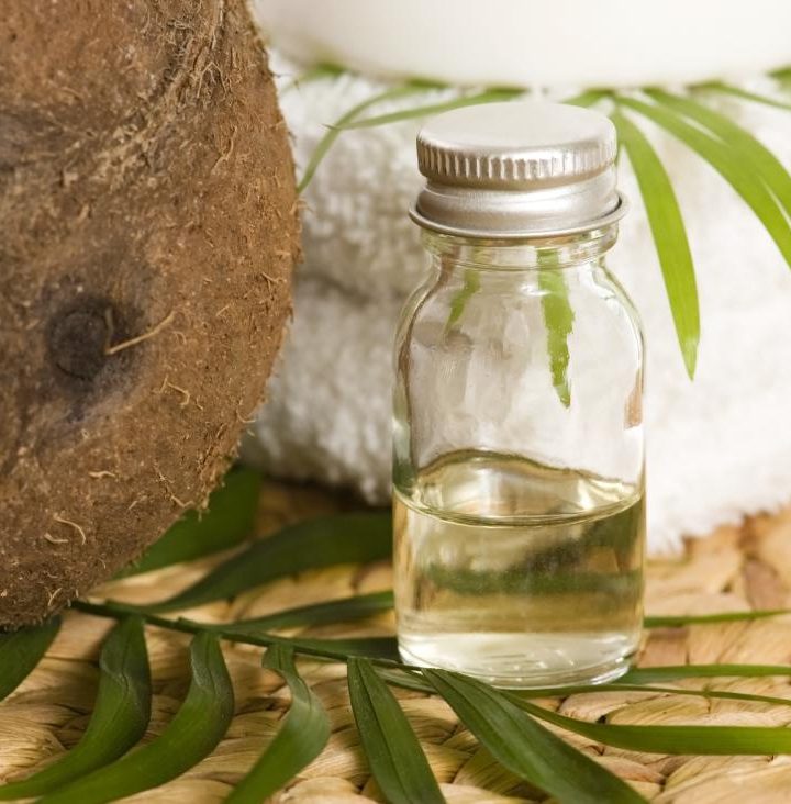 Coconut oil for vaginal dryness: Does it work and how to use it safely – Medical News Today