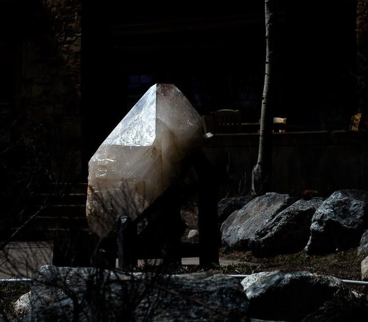 Two large crystals installed at Jackson Hole Mountain Resort – Gillette News Record