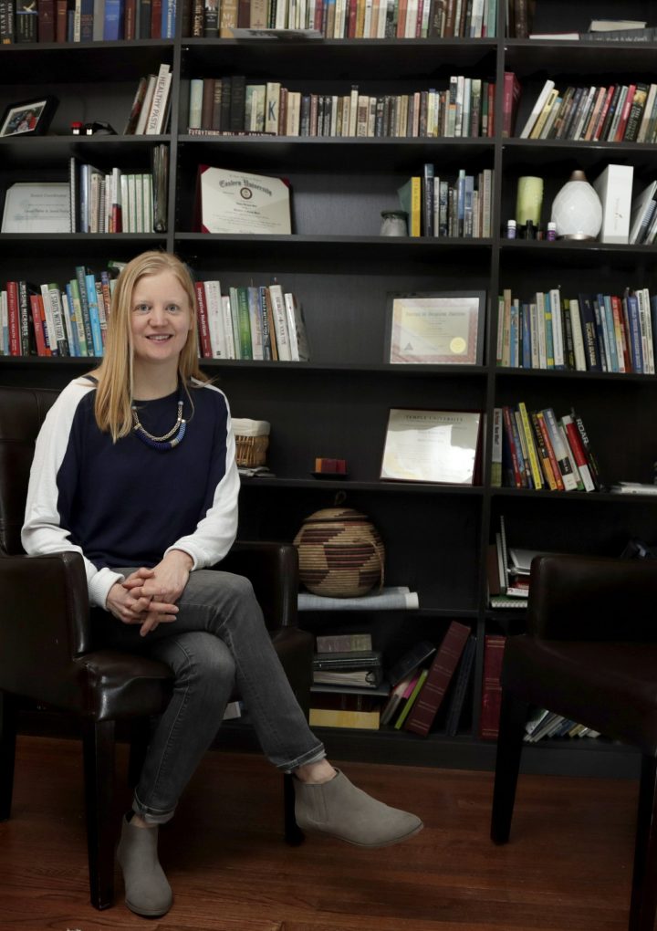 Who gets to give dietary advice? Health coach fights law – The Associated Press