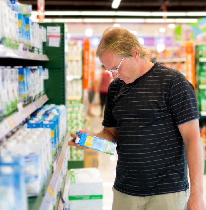 Which milk is best? Almond, hemp, oat, soy, or cow’s milk – Medical News Today