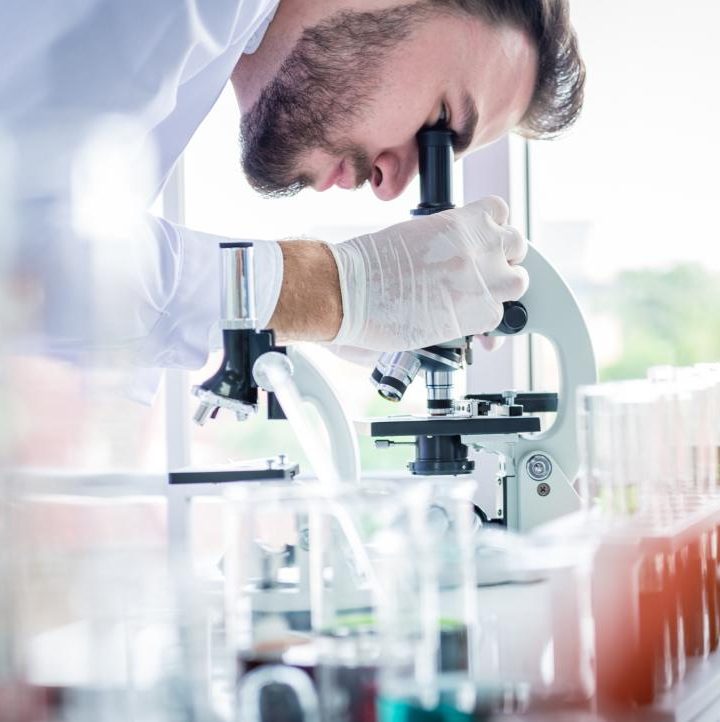 4 gold molecules point to the future of cancer treatment – Medical News Today