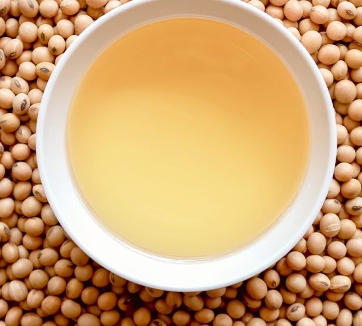 6 Benefits and Uses of Soybean Oil – Healthline