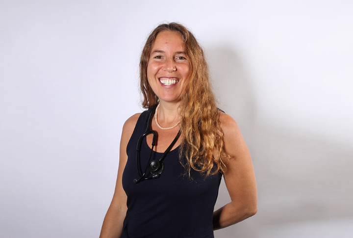 Women In Wellness: “Why you should find a place to volunteer after you retire”, with Dr. Deanna Hope Berman and Beau Henderson – Thrive Global