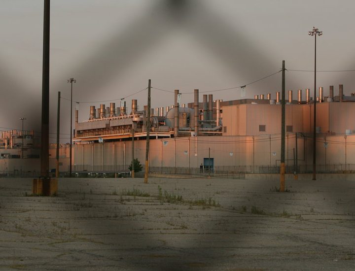 Opioid Deaths Rise When Auto Plants Close, Study Shows – The New York Times