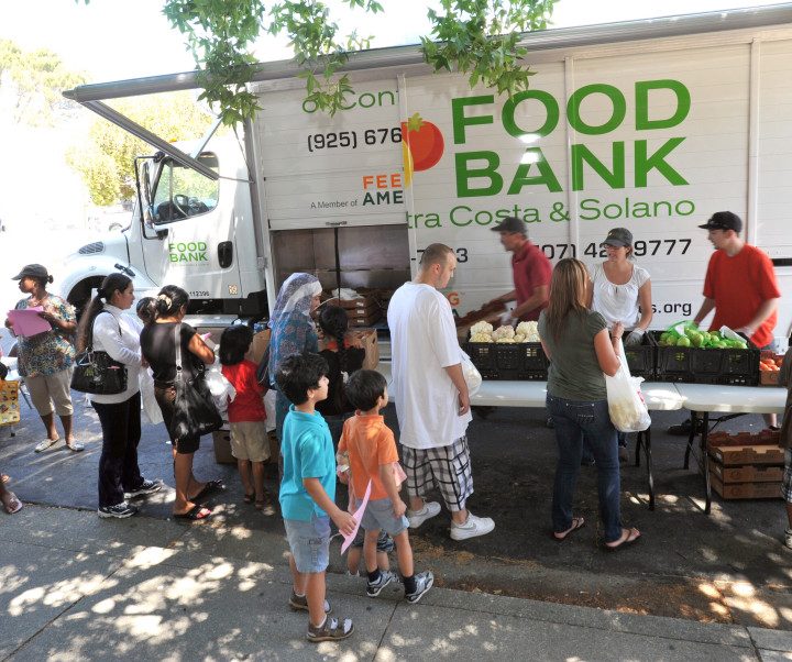 This Bay Area food bank is still feeding Camp Fire survivors – The Mercury News