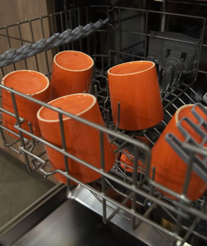 Are dishwashers or hand washing more energy efficient? UM, Whirlpool study has answers – MLive.com