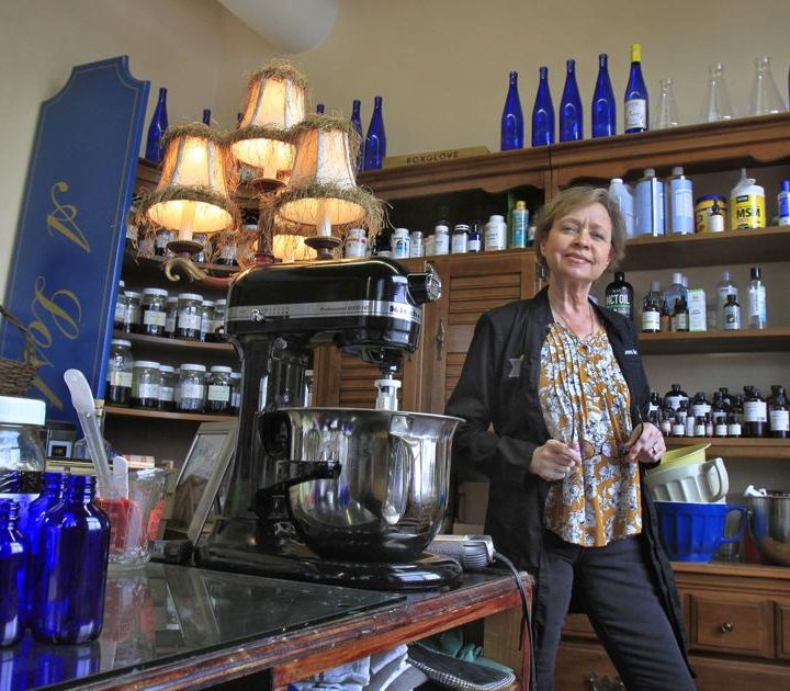 Drawing on her own ‘wondrous roots,’ Montrone takes holistic approach to health – The Keene Sentinel