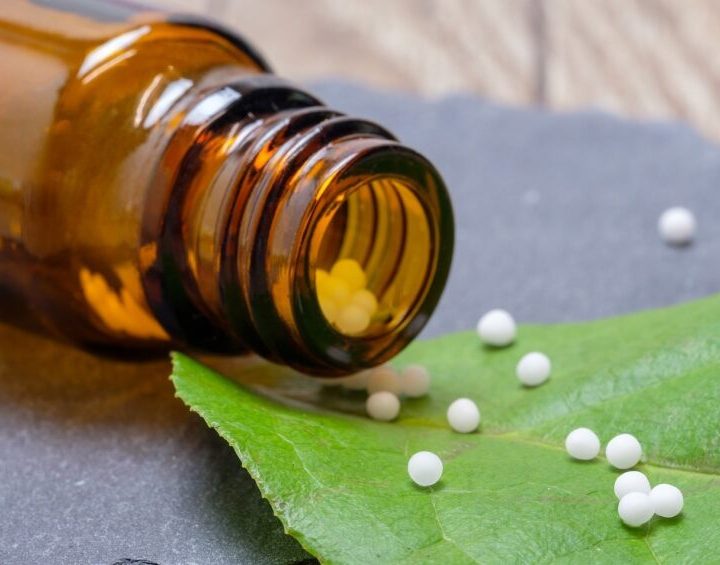 Coronavirus Scare in India: Telangana’s AYUSH Dept Distributes Homeopathy Medicine ‘Arsenic Alb 30 P’ for – LatestLY