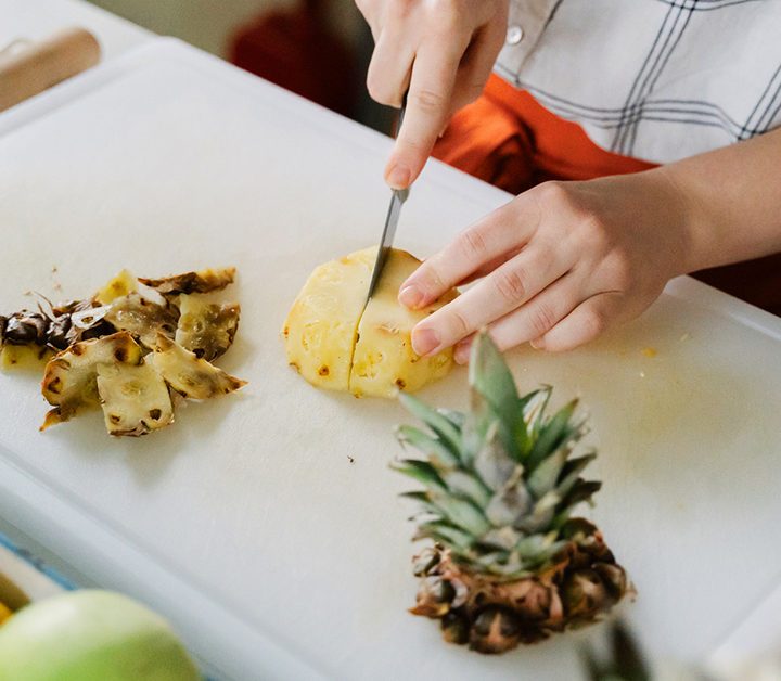 7 Surprising Pineapple Juice Benefits – Healthline