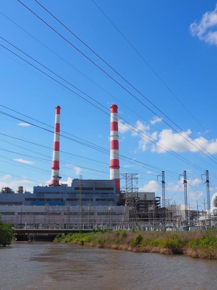 Green groups sue over expired power plant permits – AL.com